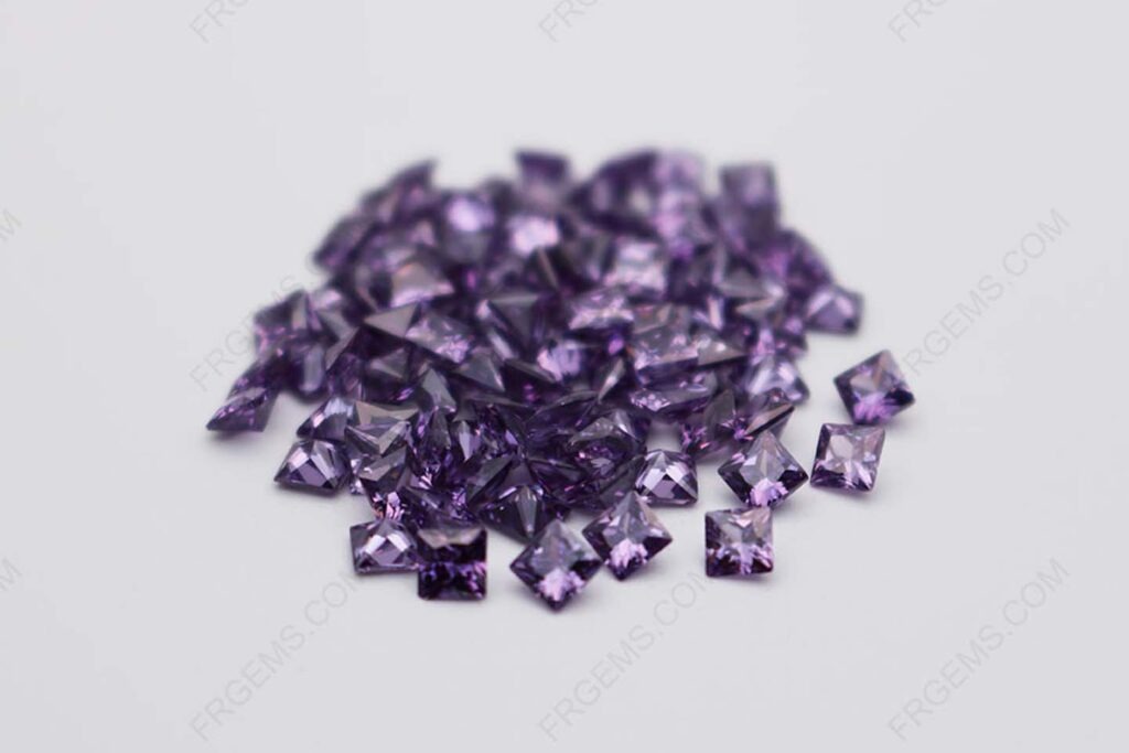 Cubic_Zirconia_Amethyst_Color_Square_Shape_Princess_cut_5x5mm_stones_IMG_0319