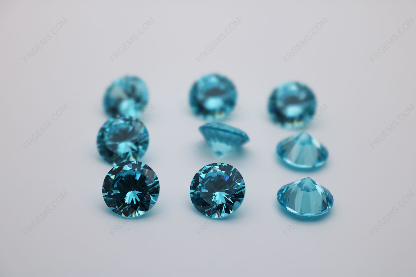 Cubic Zirconia Aquamarine Round Diamond faceted cut 10mm stones CZ38 IMG_0189