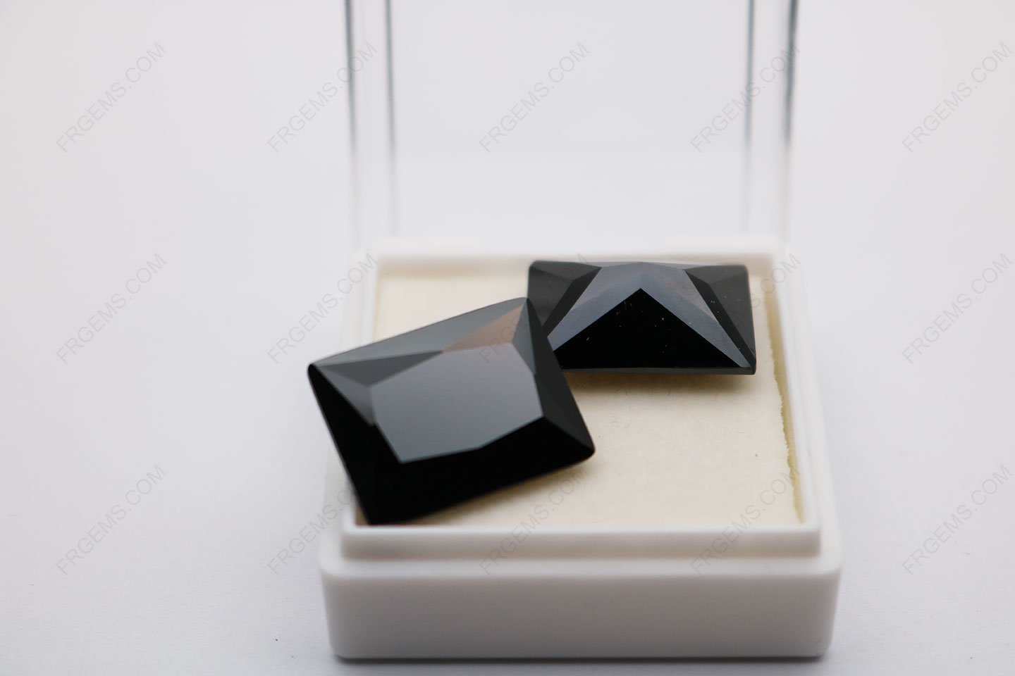 Cubic Zirconia Black Color Rectangle Shape faceted 20x15mm Stones CZ02 IMG_2975