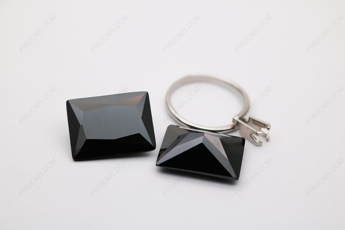Cubic Zirconia Black Color Rectangle Shape faceted 20x15mm Stones CZ02 IMG_2975