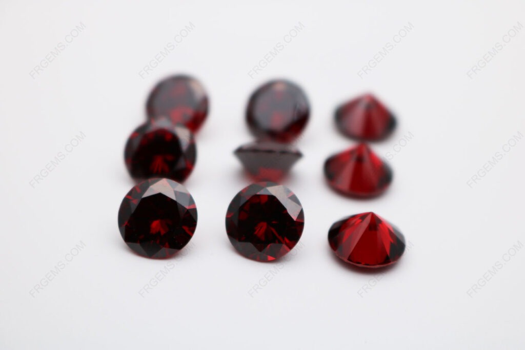 Cubic_Zirconia_Garnet_Red_Dark_Shade_Round_Diamond_faceted_Cut_10mm_stones_China_IMG_0224