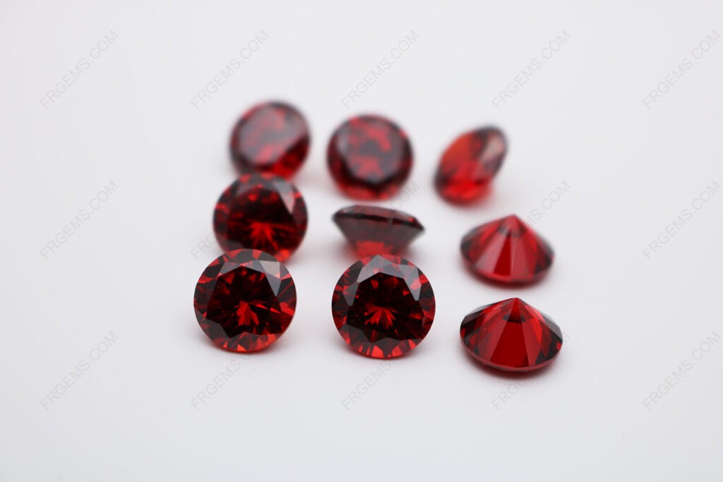 Cubic_Zirconia_Garnet_Red_Round_Diamond_faceted_Cut_10mm_stones_IMG_0223