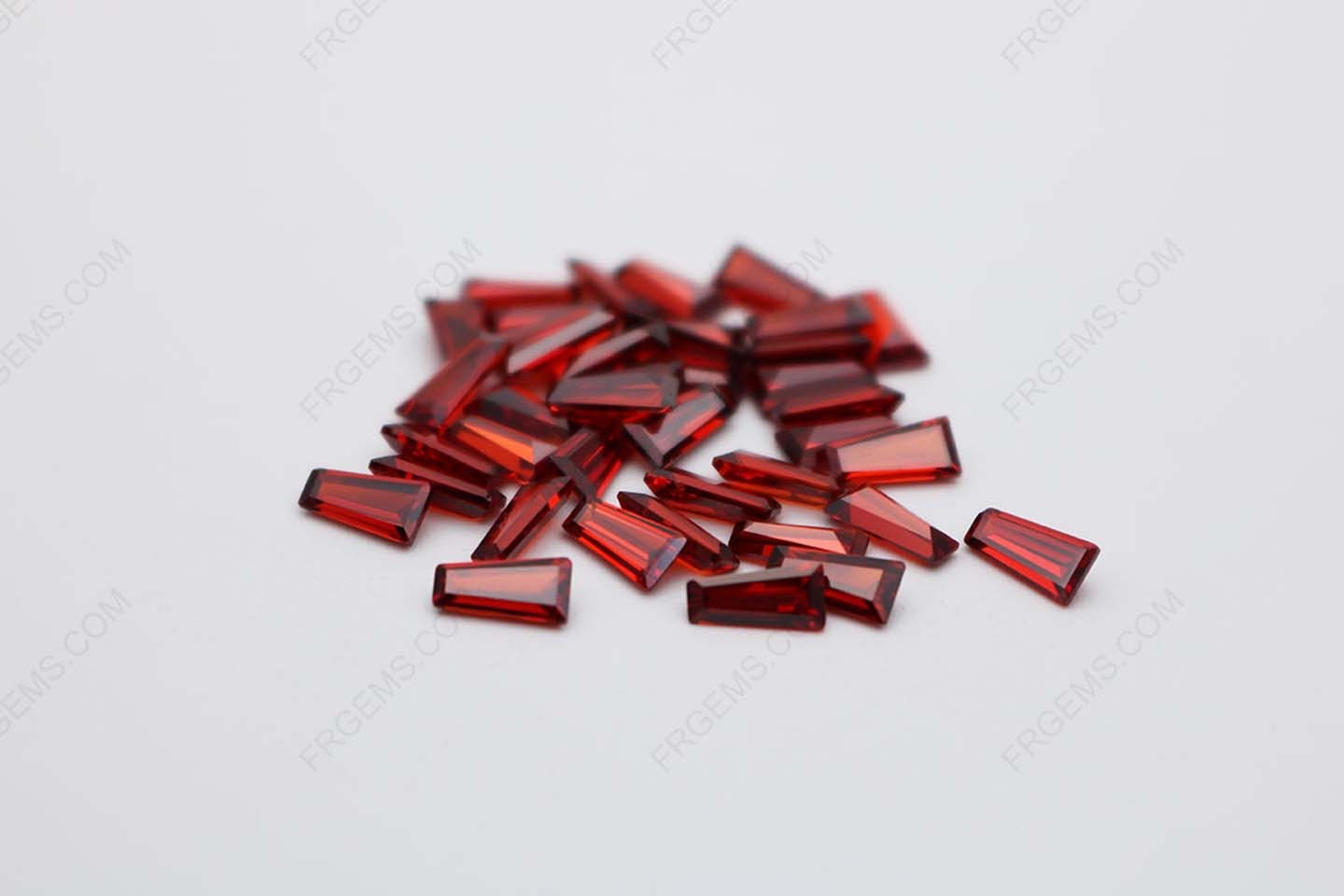Cubic Zirconia Garnet Red trapezoid 5x3x2mm stones CZ22 IMG_0633