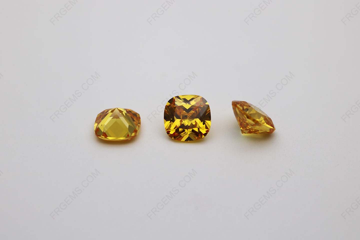 Cubic Zirconia Golden Yellow Cushion Shape faceted diamond Cut 9x9mm stones CZ05 IMG_1137