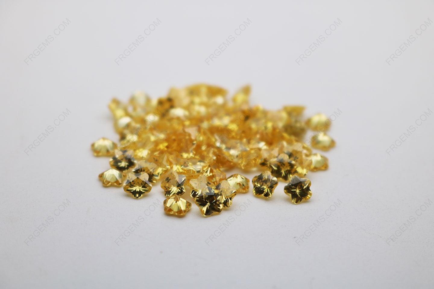 Cubic Zirconia Golden Yellow Flower Shape faceted Cut 8x8mm stones CZ05 MG_2585