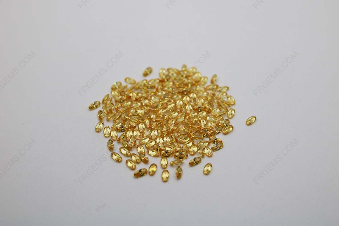 Cubic Zirconia Golden Yellow Oval Shape faceted diamond Cut 4x2mm stones CZ05 IMG_1048