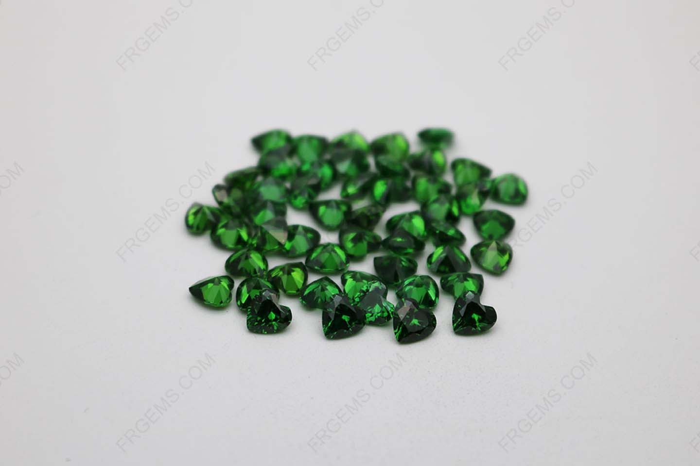 Cubic Zirconia Green Heart Shape Faceted Cut 6x6mm stones CZ35 IMG_1326