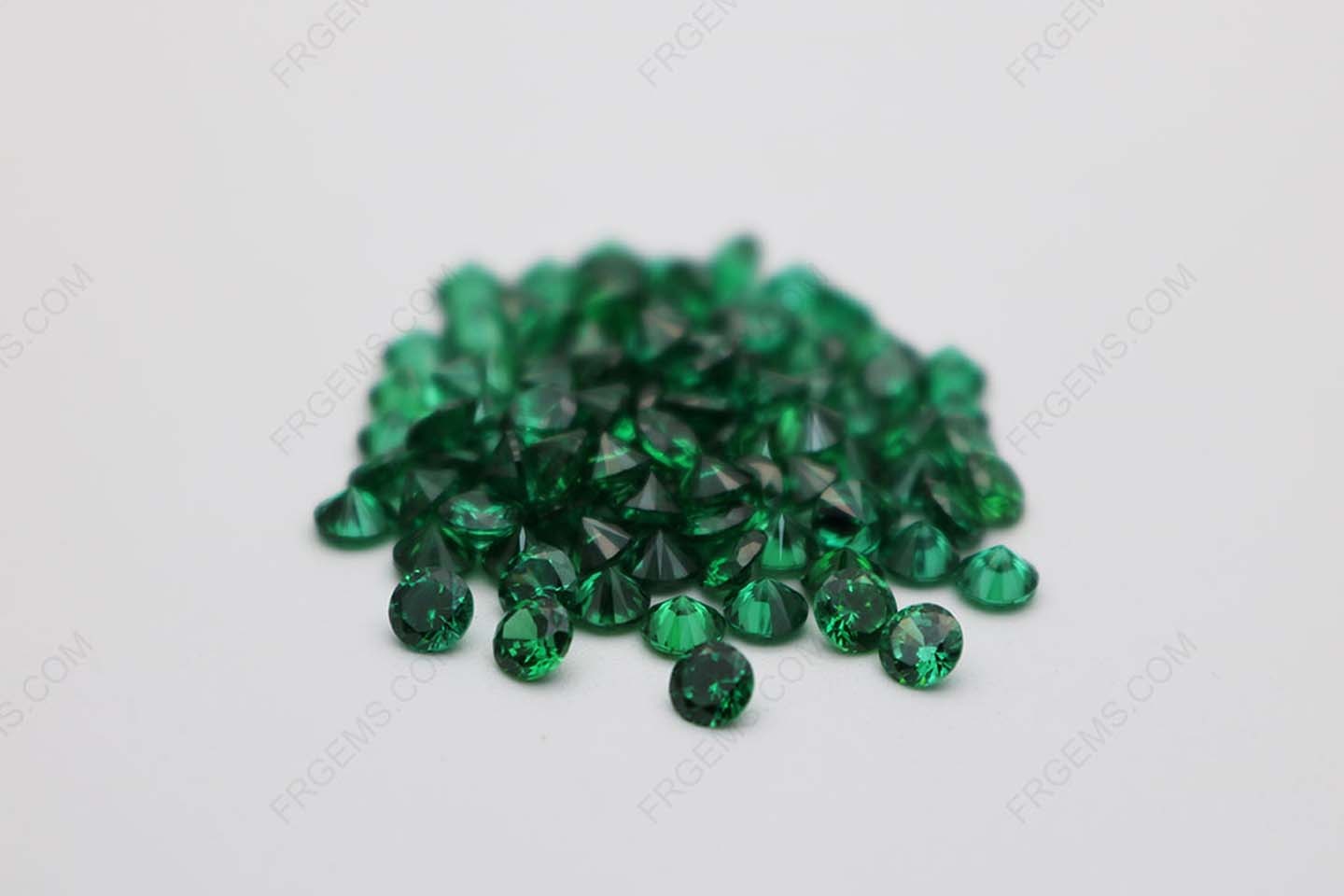 Cubic Zirconia Green Round Shape Faceted cut 5mm stones CZ35 IMG_0361
