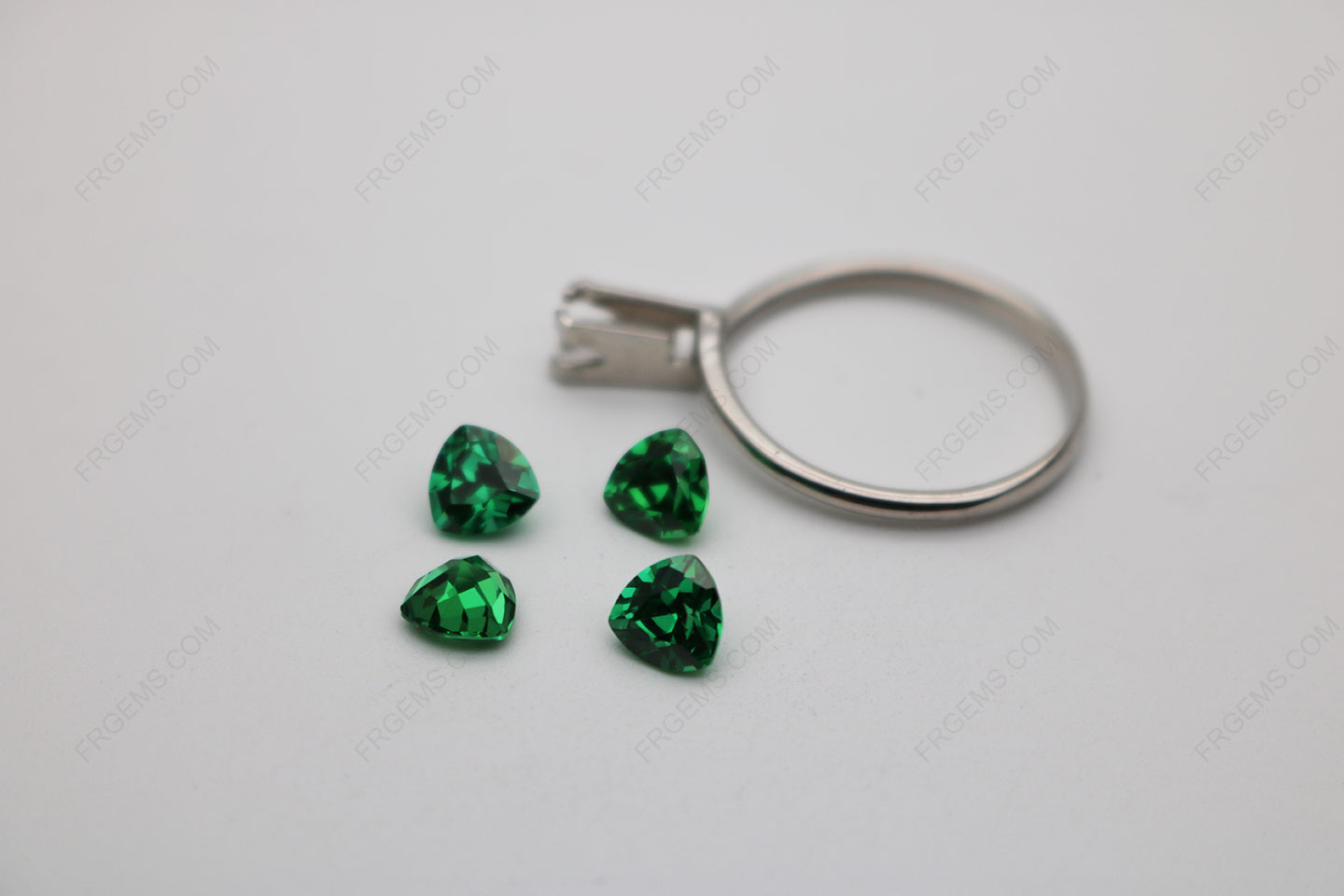Cubic Zirconia Green Trillion Shape Faceted 6x6mm stones CZ35 IMG_1193