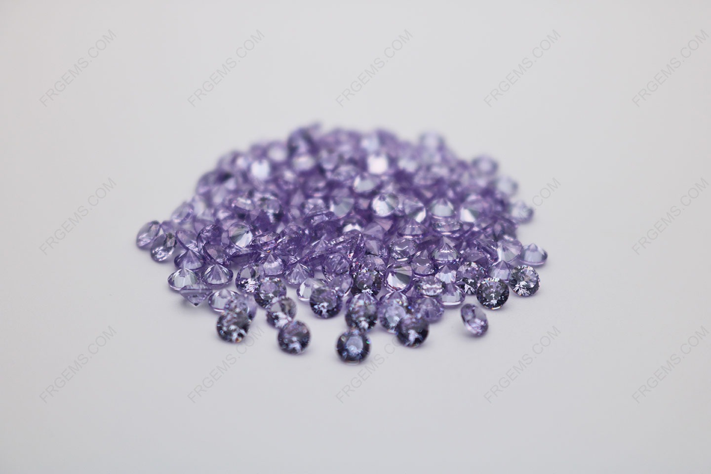 Cubic Zirconia Lavender Round Shape Faceted cut 4mm stones CZ08 IMG_0350