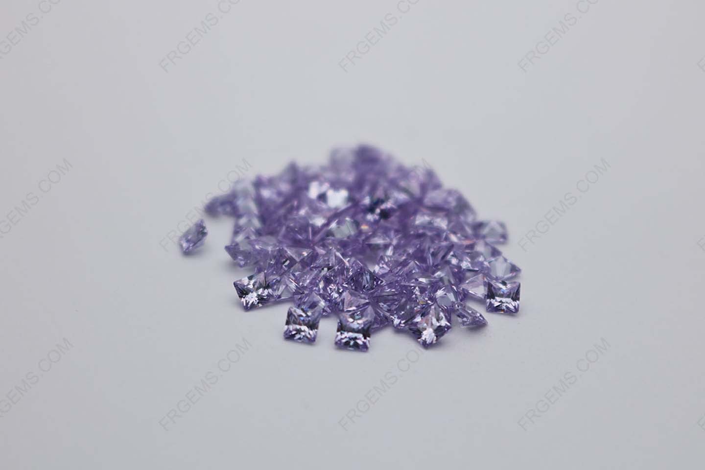 Cubic Zirconia Lavender Square Shape Princess Cut 4x4mm stones CZ08 IMG_0322