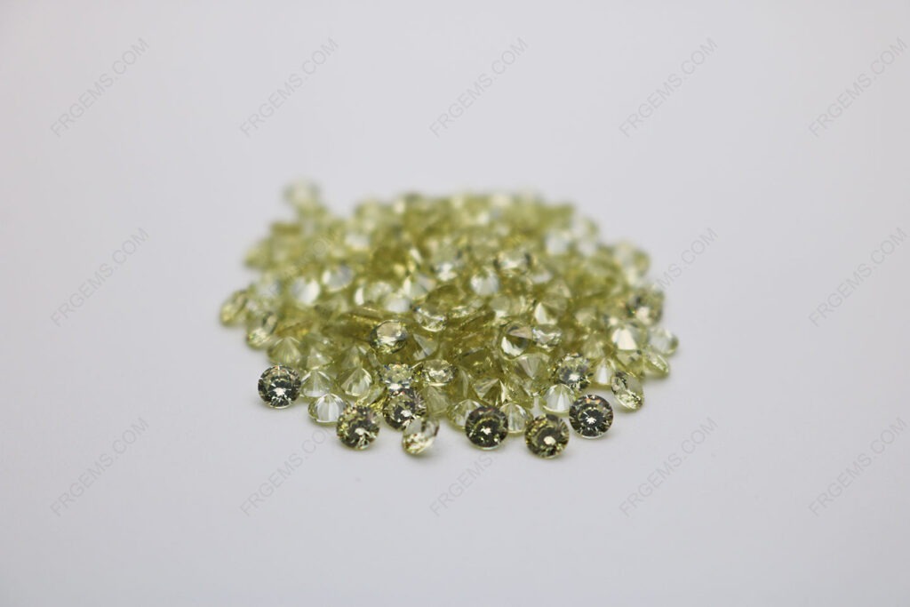 Cubic_Zirconia_Olive_Yellow_Round_Shape_Diamond_faceted_Cut_5mm_stones_IMG_0358