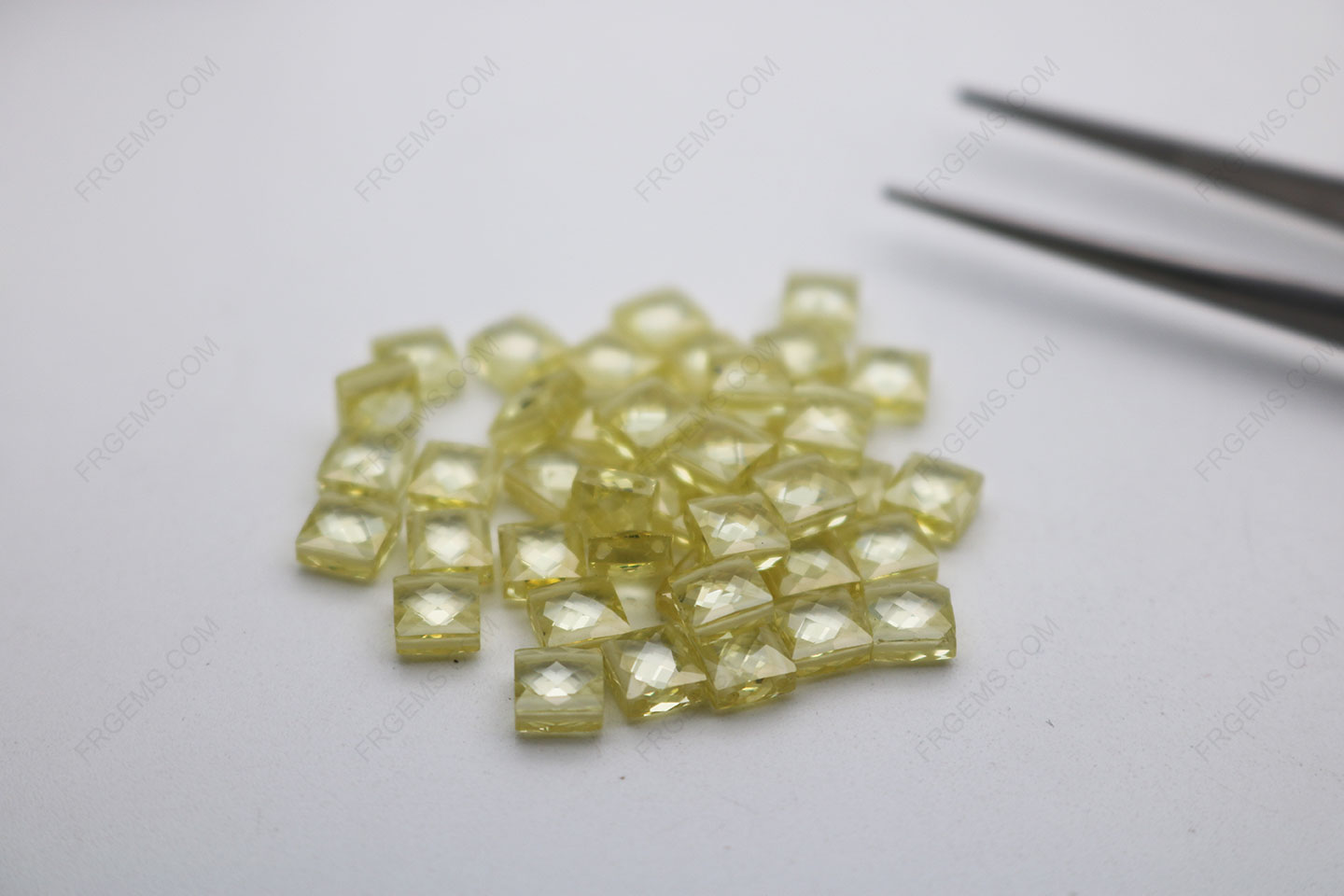 Cubic Zirconia Olive Yellow Square double checkerboard Cut 5x5mm stones CZ25 IMG_2780