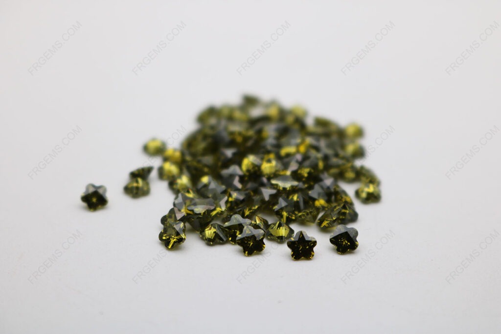 Cubic_Zirconia_Peridot_Flower_cut_5x5mm_stones_IMG_2584