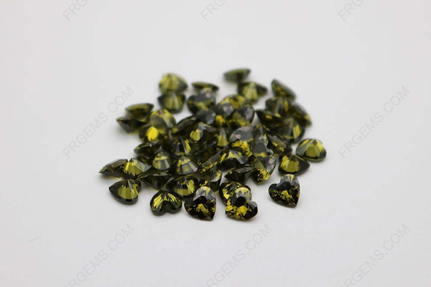 Cubic Zirconia Peridot Heart Shape faceted cut 6x6mm stones CZ27 IMG_1320