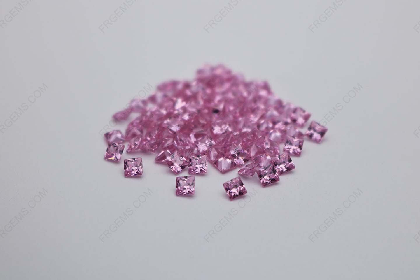 Cubic Zirconia Pink Square Shape Princess cut 5x5mm stones CZ03 IMG_0314