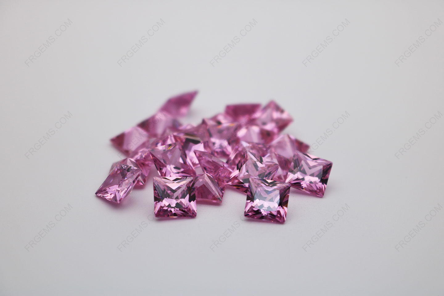 Cubic Zirconia Pink Square Shape faceted Princess cut 8x8mm stones CZ03 IMG_0394