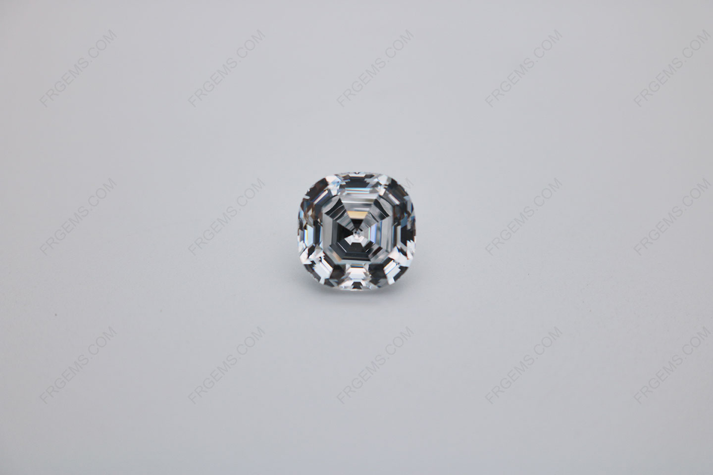 Cubic Zirconia White Color 5A Best Quality Cushion Shape Asscher Cut 10x10mm stones CZ01 IMG_0575