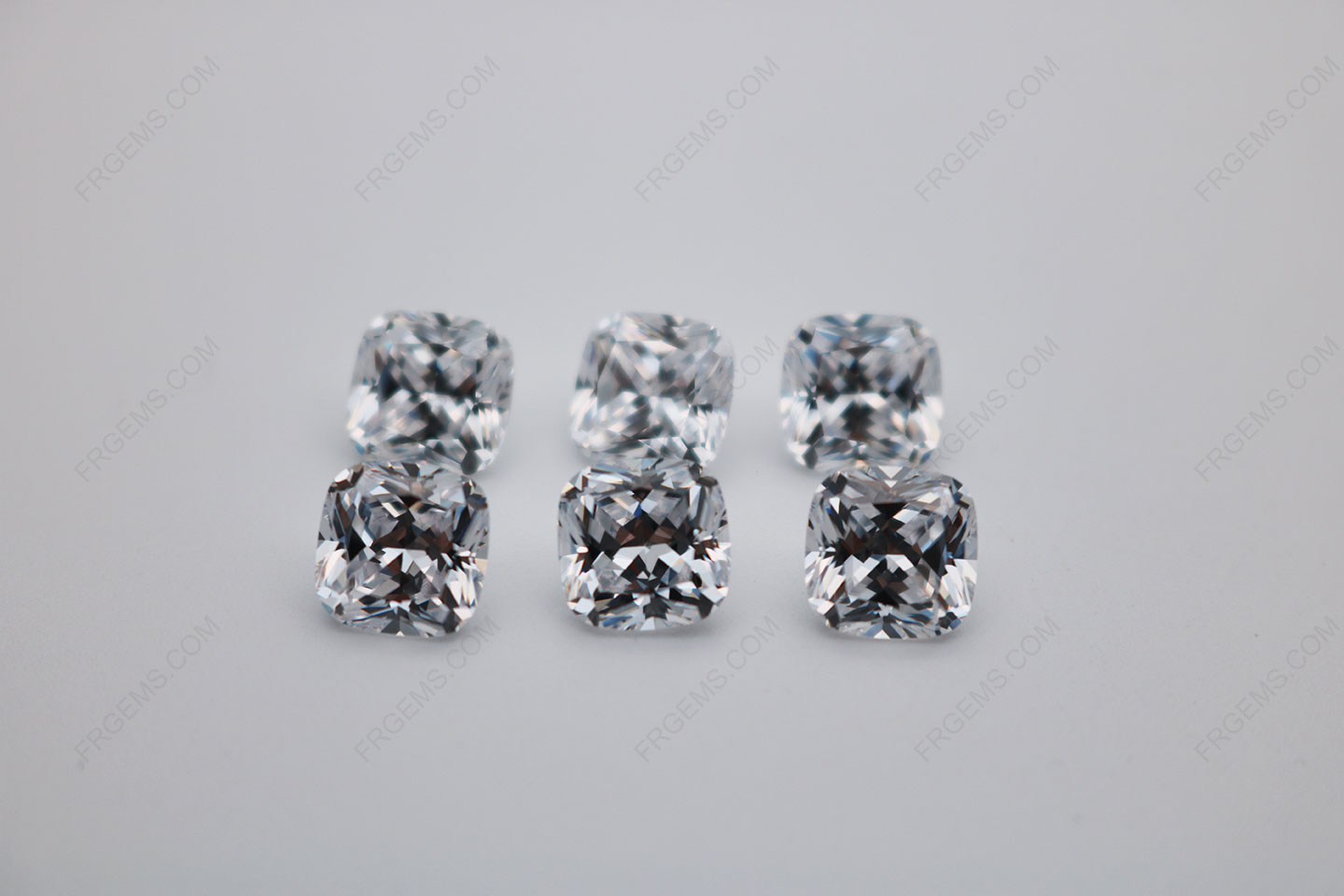 Cubic Zirconia White Color 5A Best Quality Cushion Shape Faceted Cut 7x7mm stones CZ01 IMG_0669