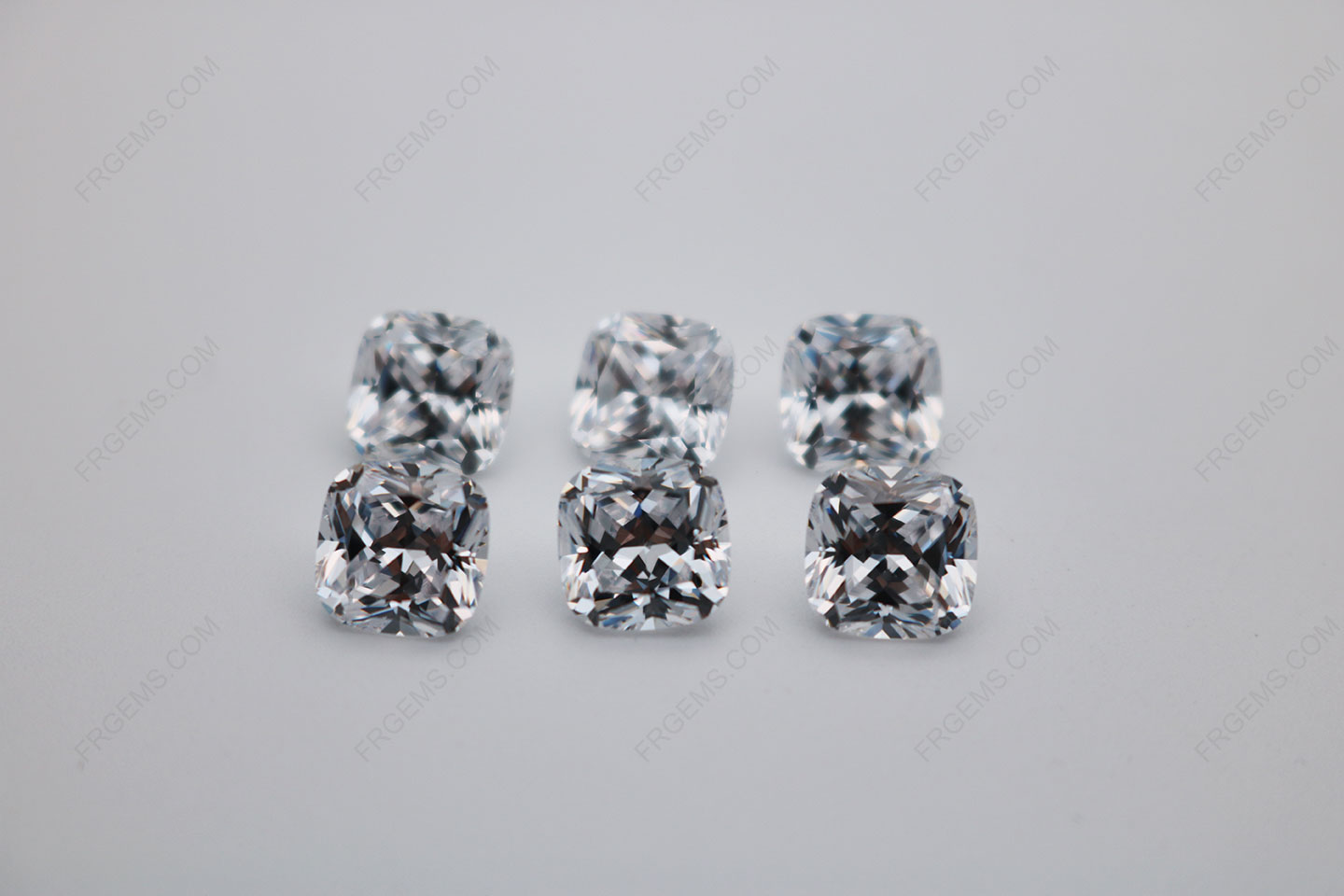 Cubic_Zirconia_White_Color_5A_Best_Quality_Cushion_Shape_Faceted_Cut_7x7mm_stones_IMG_0669