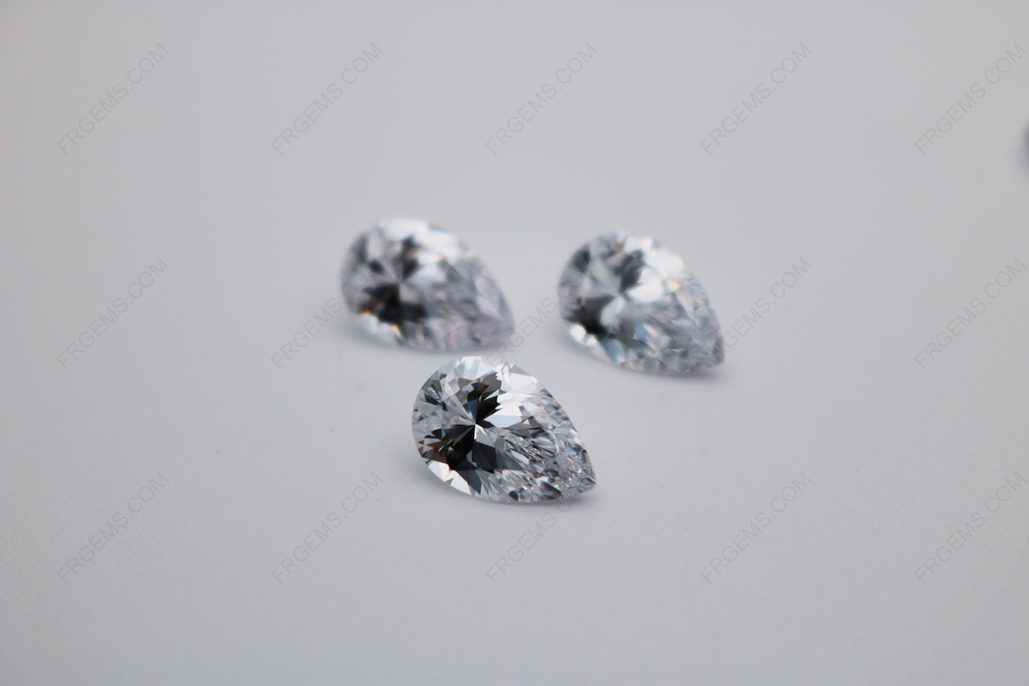 Cubic Zirconia White Color 5A Best Quality Pear Shape 10x7mm stones CZ01 IMG_0672