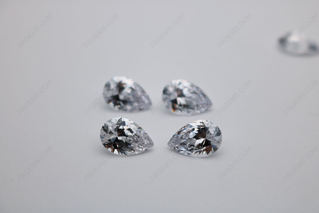Cubic_Zirconia_White_Color_5A_Best_Quality_Pear_Shape_10x7mm_stones_IMG_0672