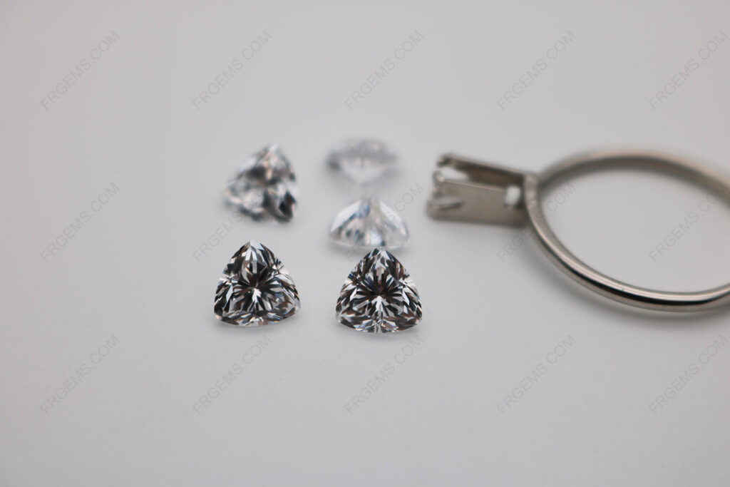 Cubic_Zirconia_White_Color_5A_Best_Quality_Trillion_Shape_faceted_Cut_8x8mm_stones_IMG_1261