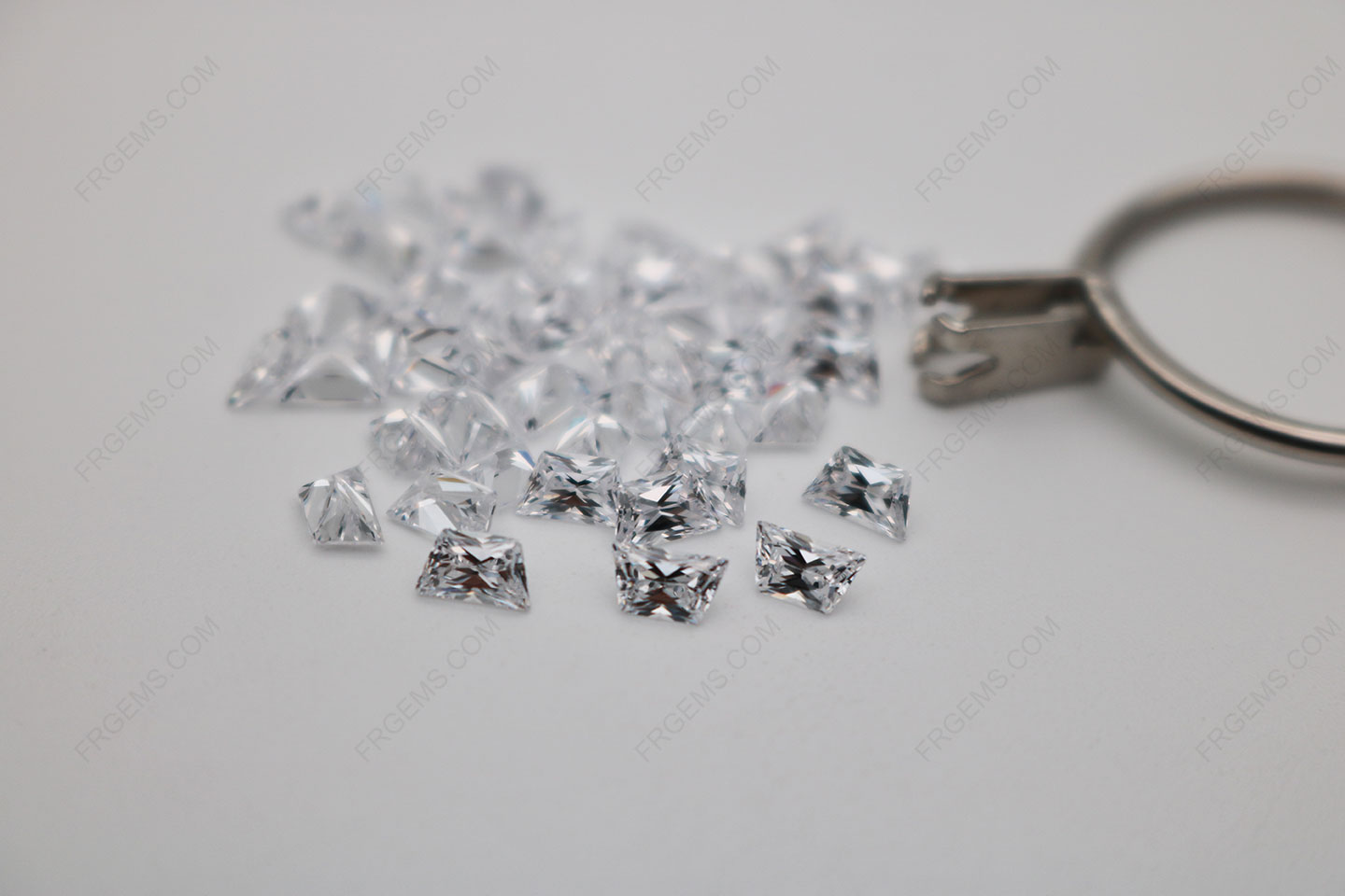 Cubic Zirconia White Color 5A Best Quality trapezoid faceted Princess Cut 5x3mm stones IMG_1263