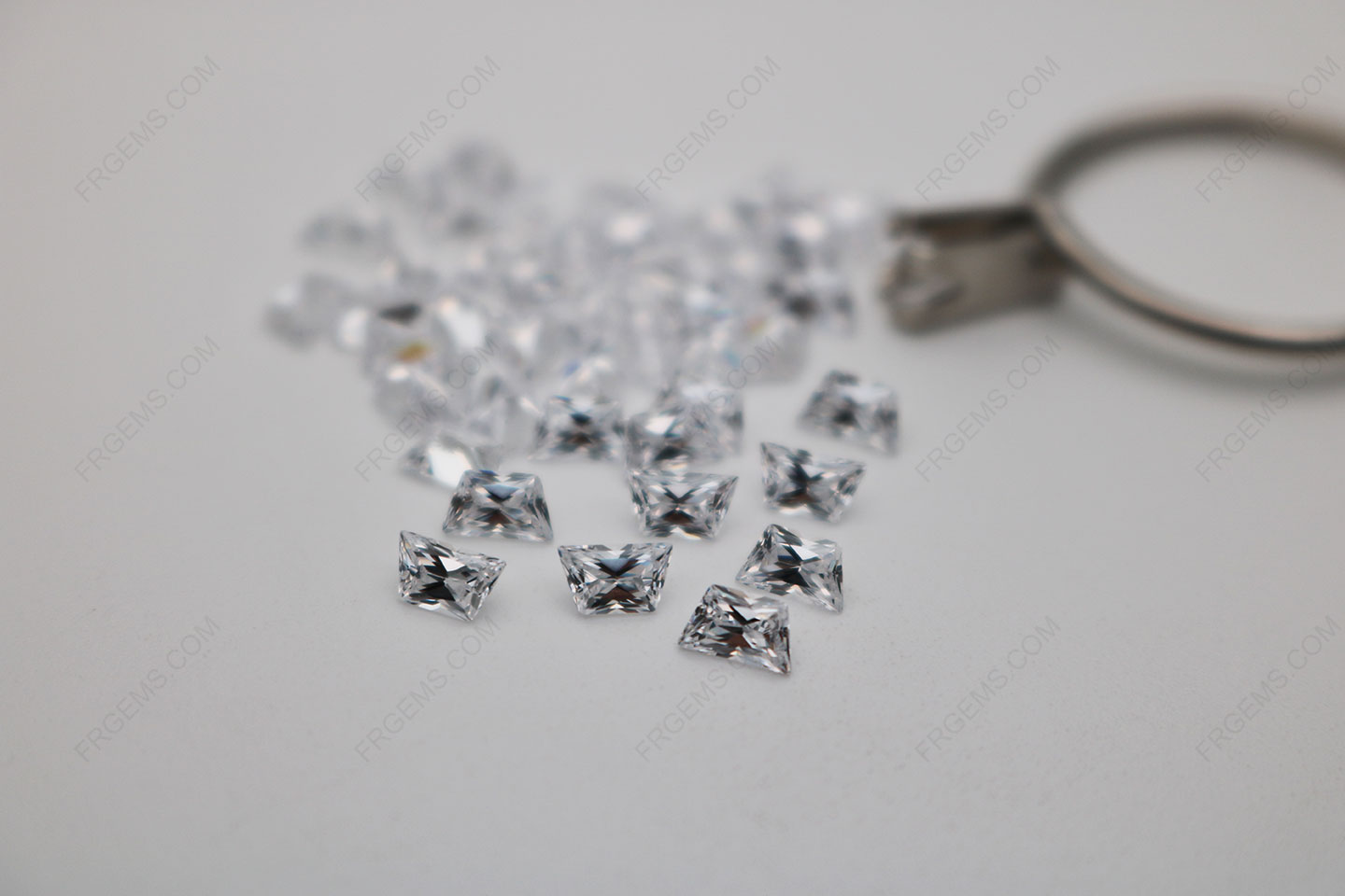 Cubic Zirconia White Color 5A Best Quality trapezoid faceted Princess Cut 5x3mm stones IMG_1263