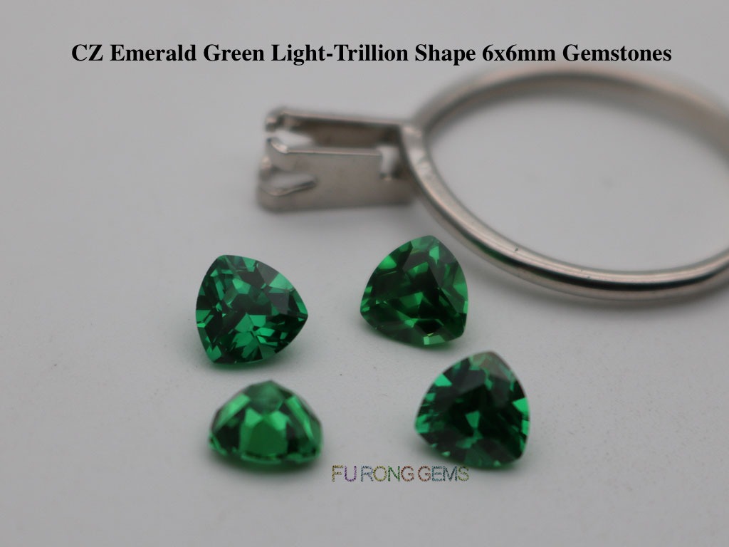 CZ-Emerald-Green-Color-Cubic-Zirconia-6x6mm-Trillion-shape-Gemstones-Wholesale