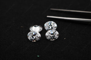 CZ-White-Color-5A-Best-Quality-Oval-Shape-faceted-gemstones-with-drilled-holes-Wholesale-China-IMG_4971