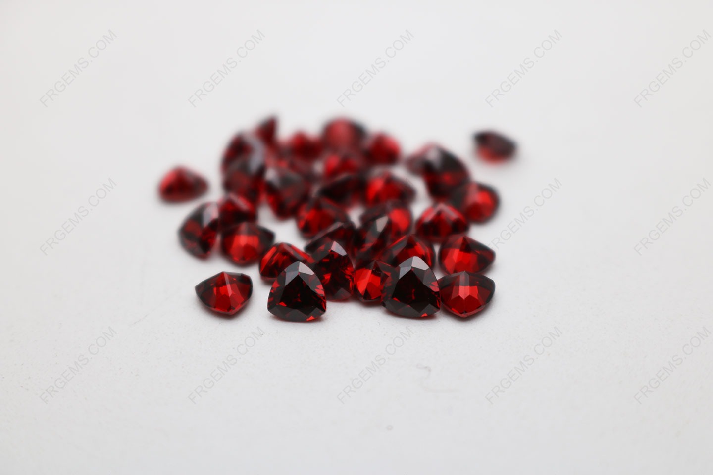 Cubic Zirconia Garnet Red Dark Shade Trillion Shape Diamond faceted cut 5x5mm stones CZ23 IMG_4905