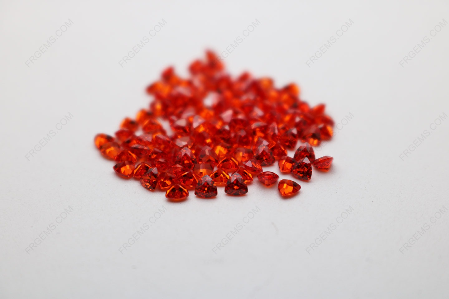 Cubic Zirconia Orange Red Trillion Shape Diamond faceted cut 3x3mm stones CZ16 IMG_4914
