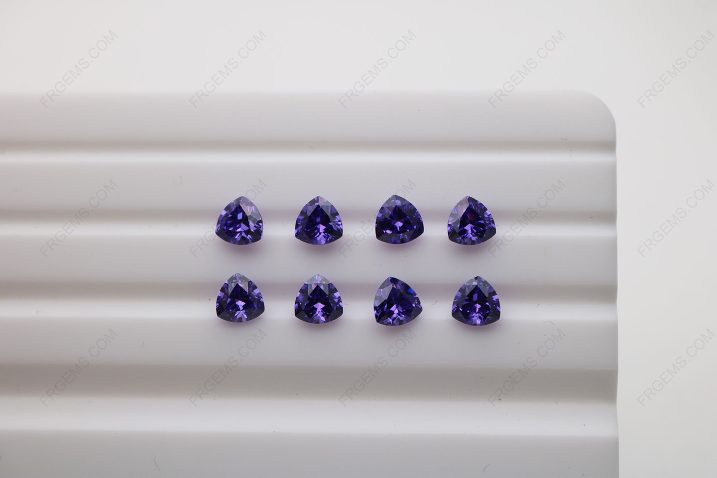 Cubic Zirconia Violet Trillion Shape Diamond faceted cut 5x5mm stones CZ19 IMG_4908