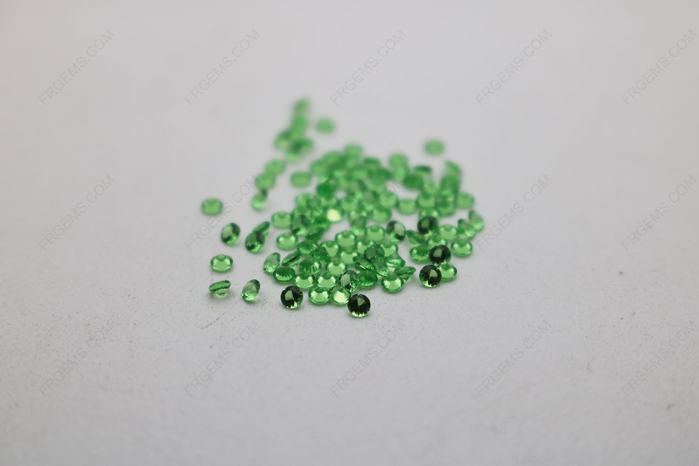Nano Demantoid Green color 109# Round Diamond faceted cut 2mm stones IMG_4938