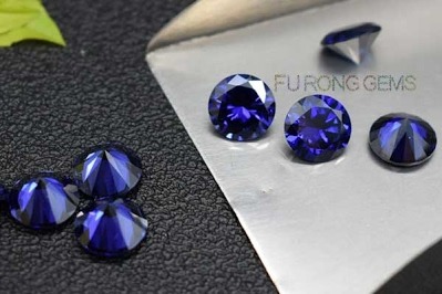 Tazanite-Blue-Cubic-Zirconia-Round-Shape-Gemstones