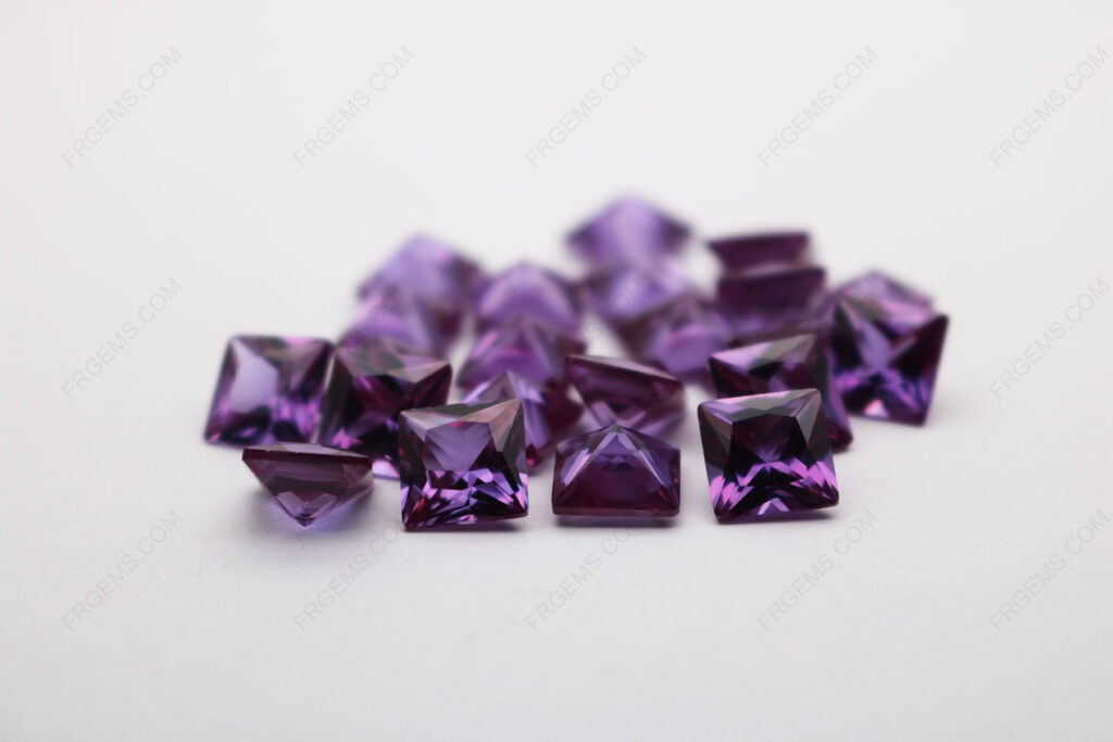 Corundum-Alexandrite-Color-Change-46#-Square-Shape-Princess-Cut-8x8mm-stones-IMG_4790