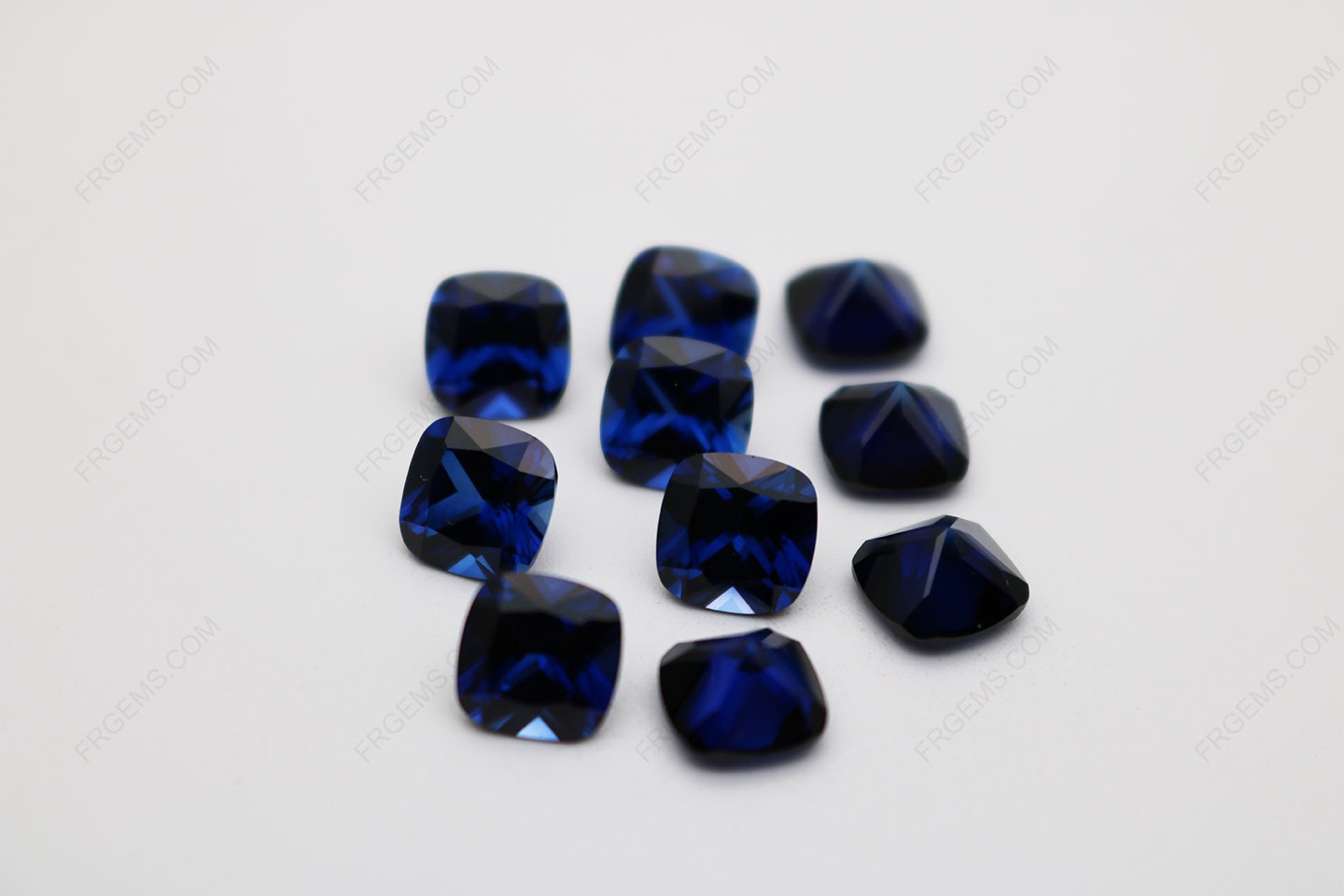 Loose Synthetic Corundum Blue Sapphire 34# Cushion Shape Faceted Cut 8x8mm stones IMG_0932