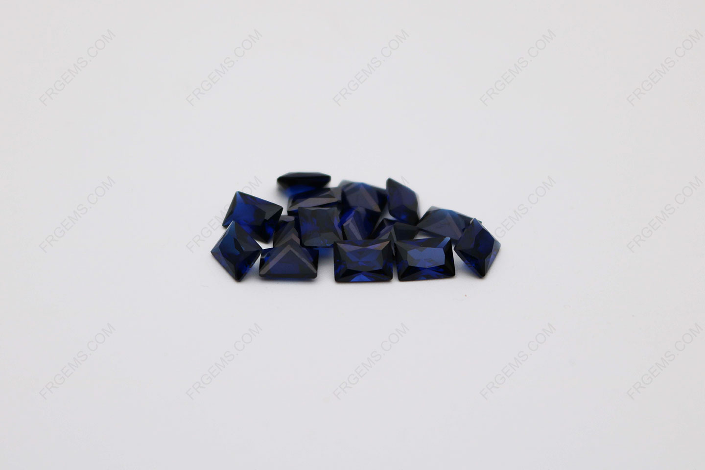 Loose Synthetic Corundum Blue Sapphire 34# Rectangle Shape Princess Cut 5x7mm stones IMG_2290