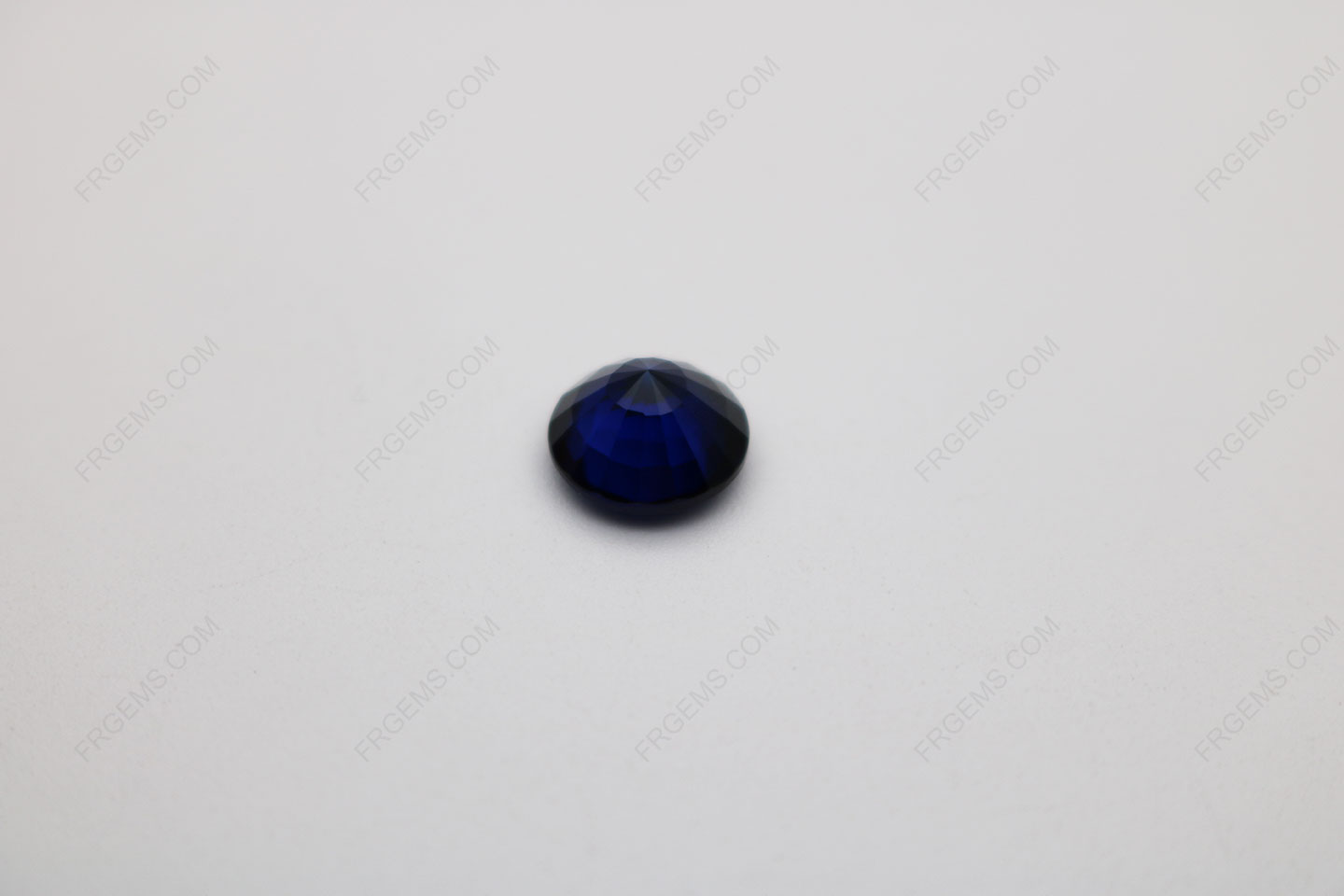 Corundum-Blue-Sapphire-34-Round-Shape-Thailand-cutting-8mm-stones-IMG_2251