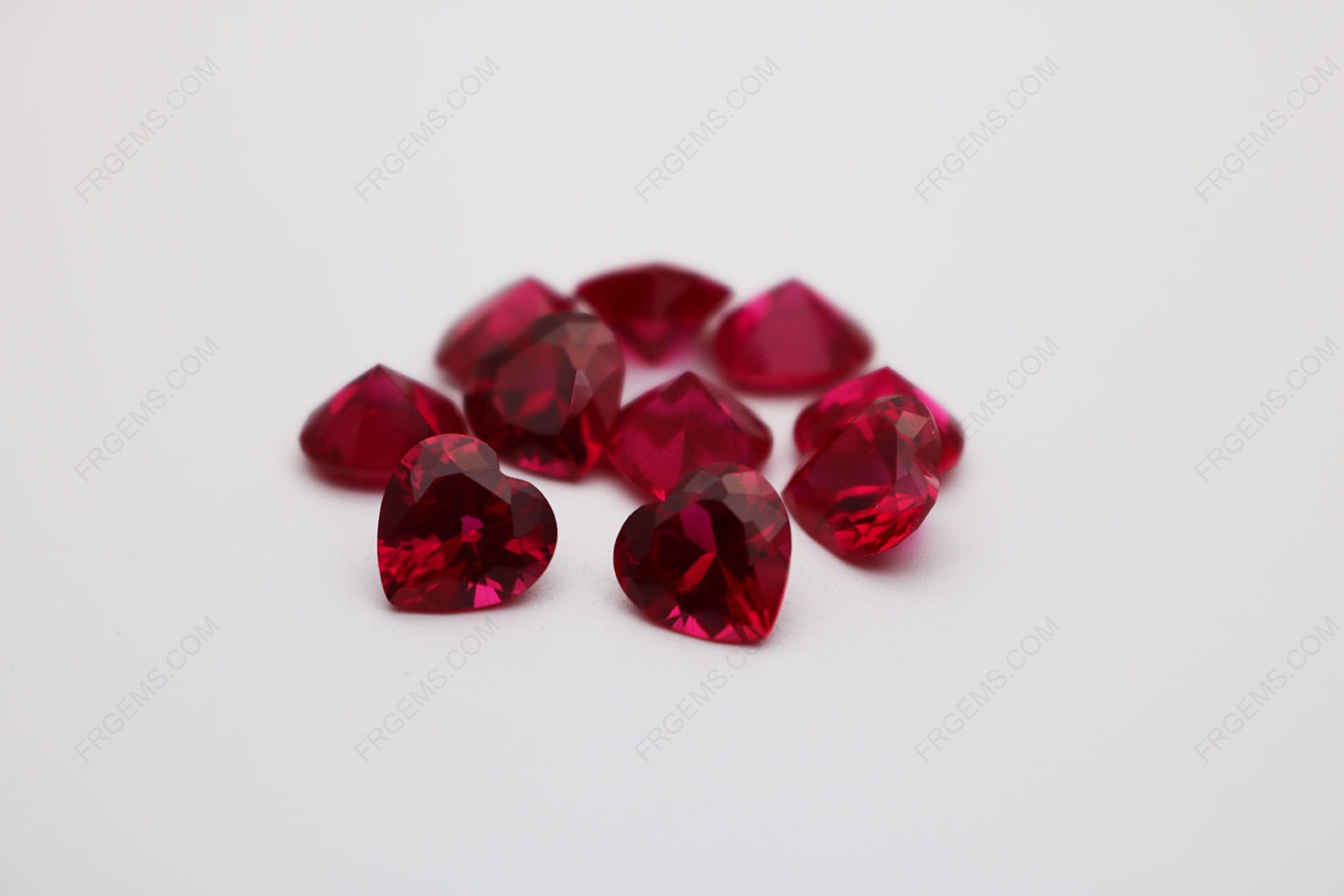 Loose Synthetic Corundum Ruby Red 5# Heart Shape Faceted Cut 8x8mm stones IMG_0417