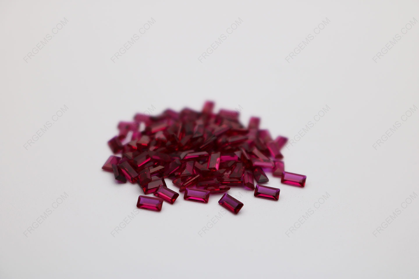 Loose Synthetic Corundum Ruby Red 8# Rectangle Shape Baguette Cut 2x4mm stones IMG_0382