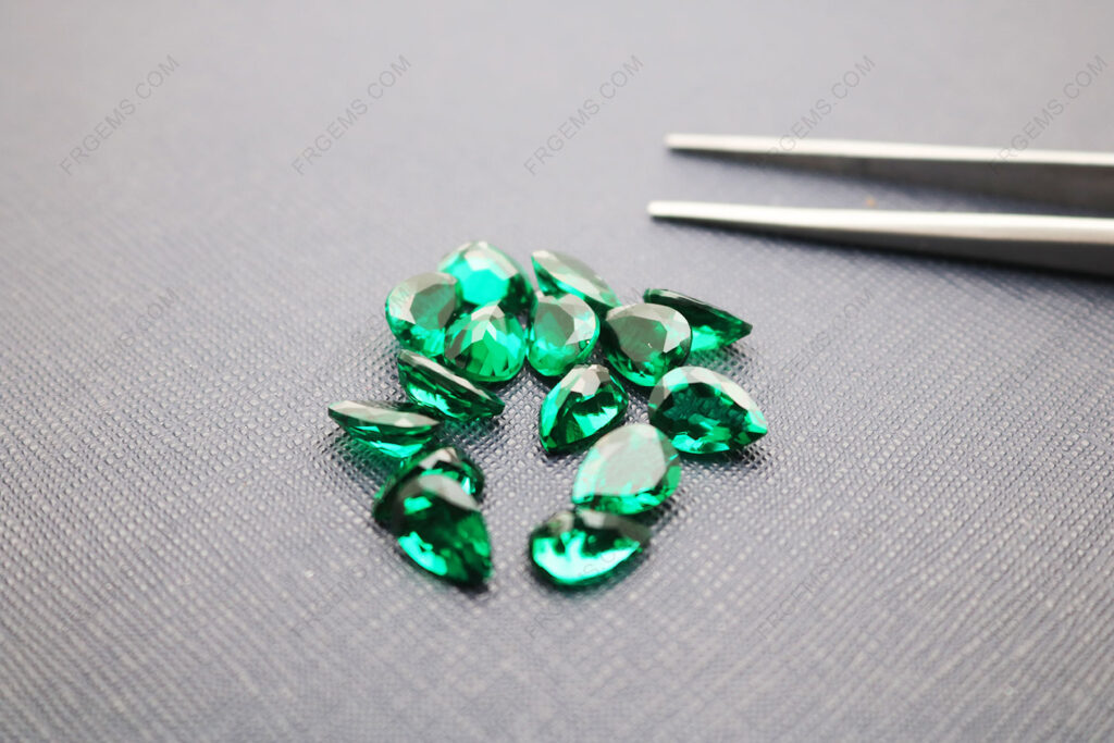 Loose Lab Grown Emerald Zambia Green Pear shape 10x7mm faceted gemstones IMG_5066