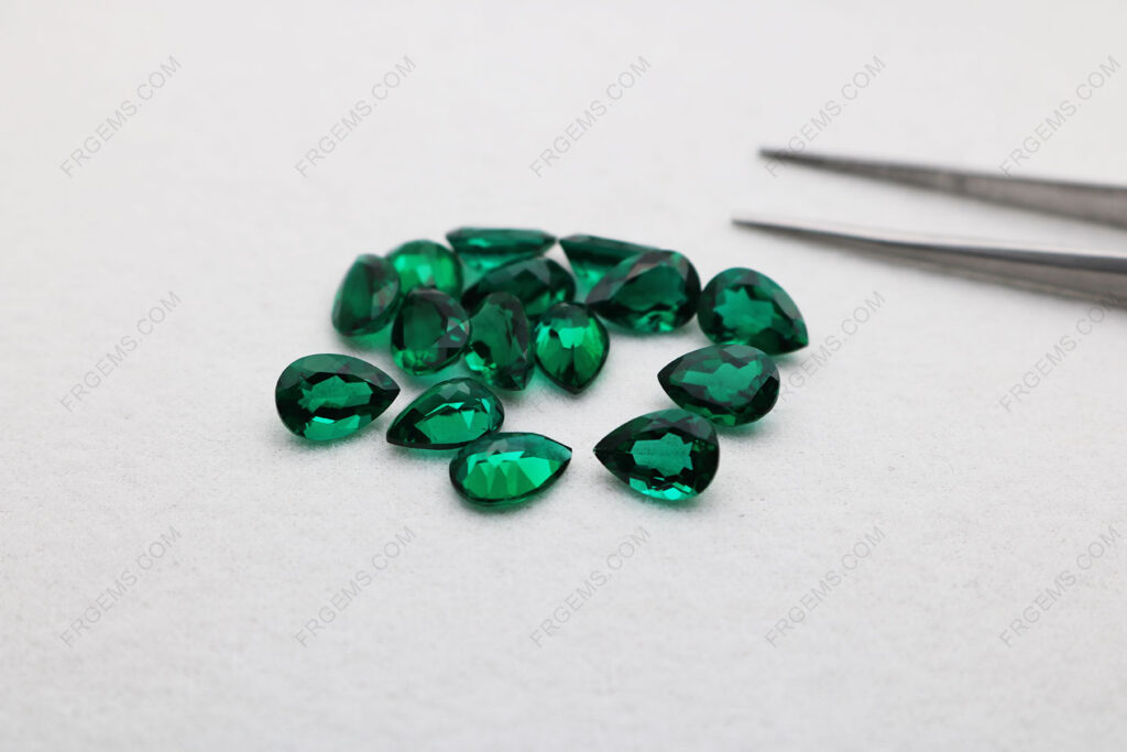 Lab-Grown-Emerald-Hydrothermal-Emerald-Zambia-Green-Pear-shape-10x7mm-faceted-Gemsotnes-China-wholesale-IMG_5067