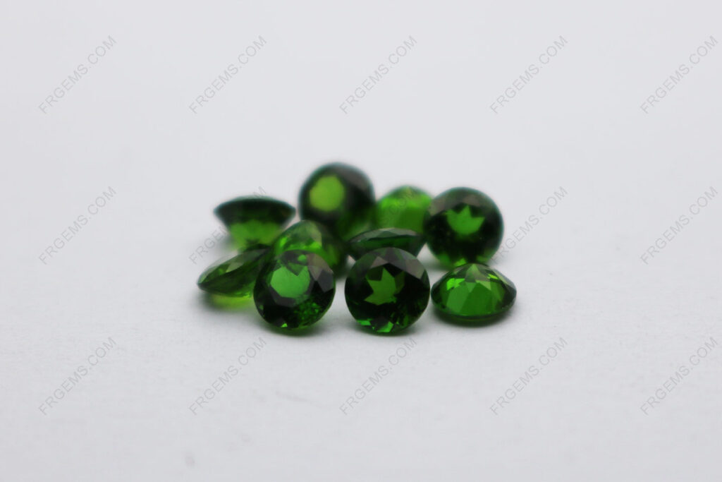Natural-Diopside-Green-Color-Round-faceted-4mm-gemstones-China-Supplier-IMG_4800