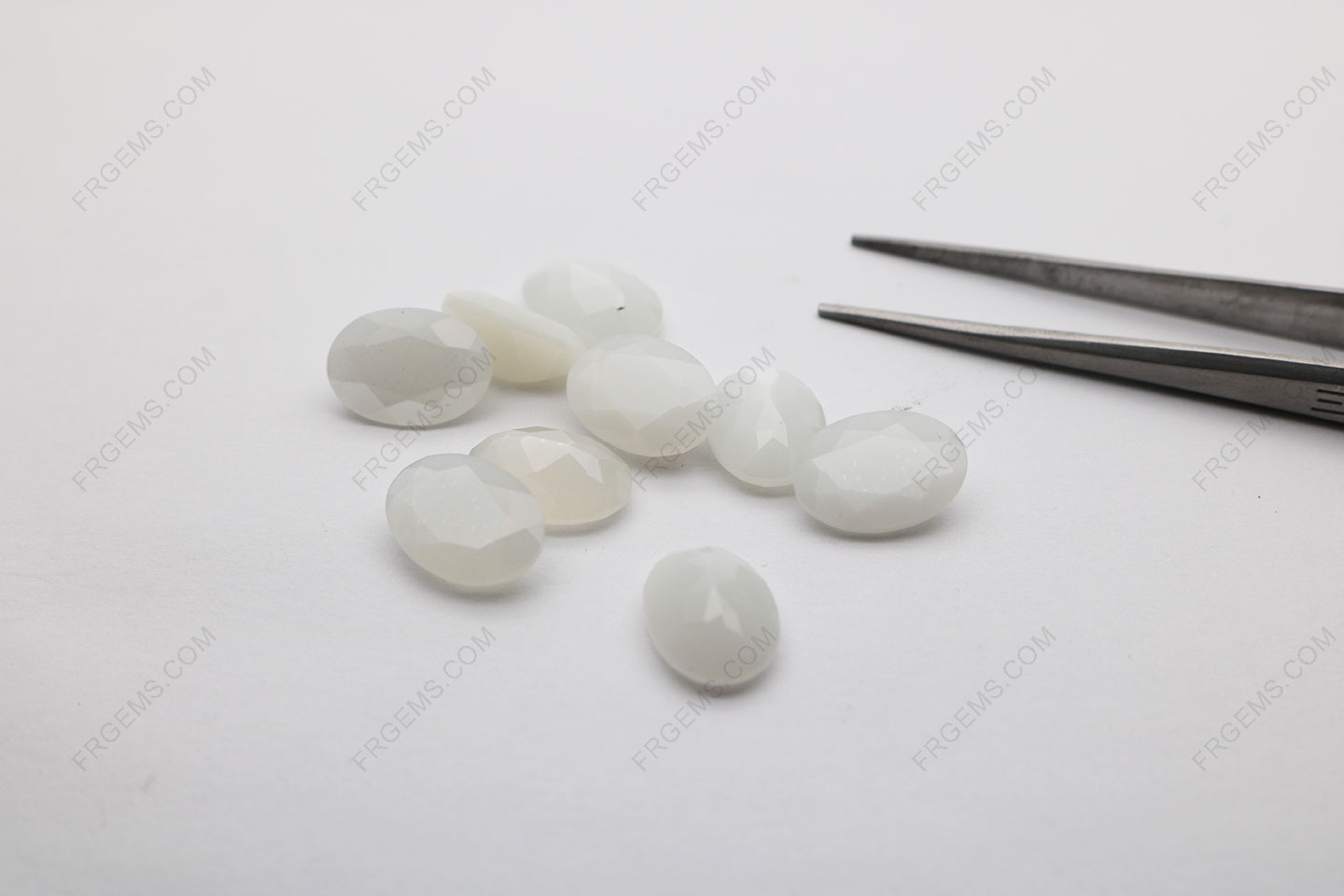 Loose Natural Moonstone Oval shape faceted cut 14x10mm gemstones wholesale from China
