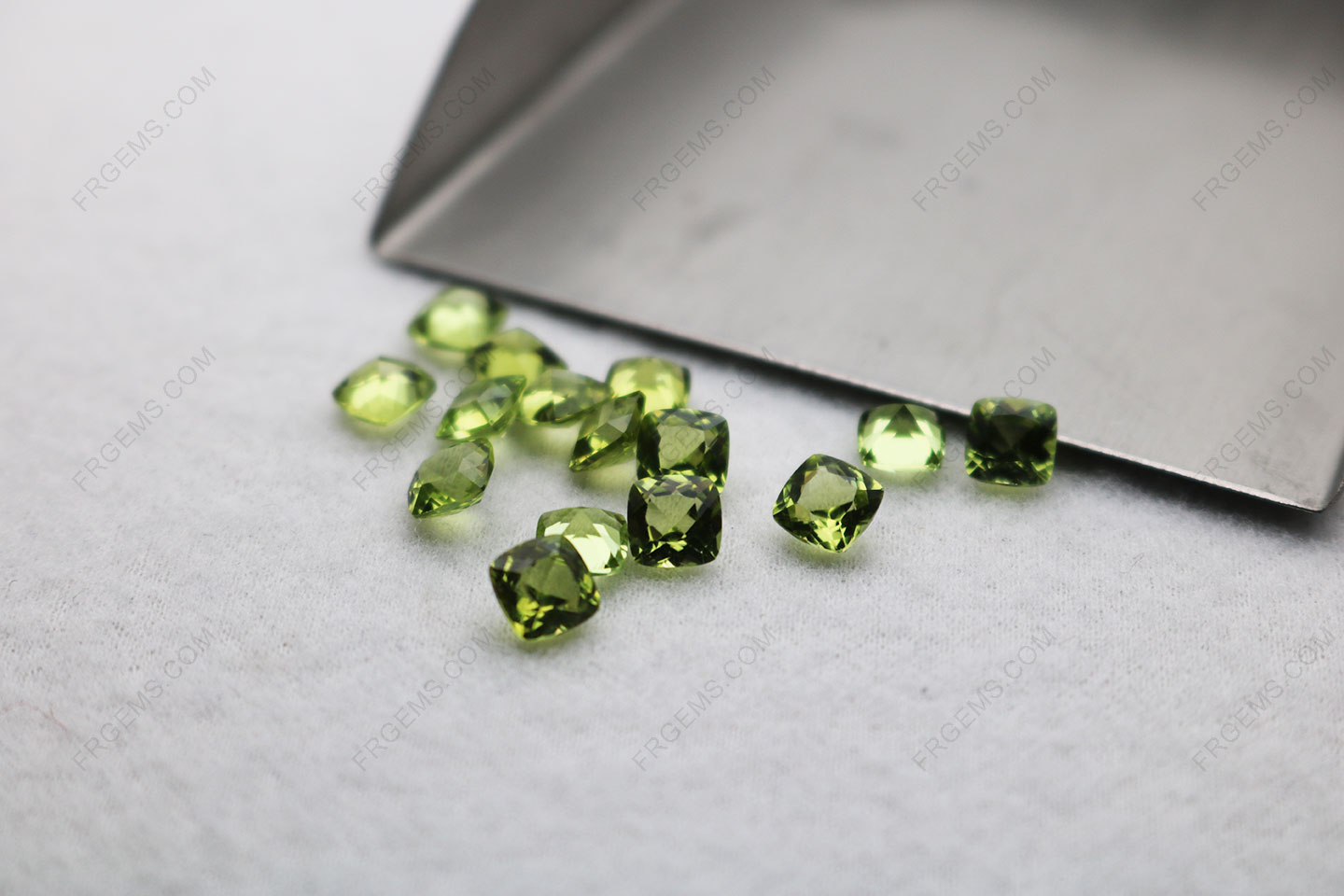 Natural genuine Peridot Color Cushion faceted 5x5mm Gemstones wholesale from China Supplier