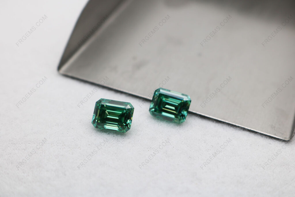 Wholesale-Green-Color-Moissanite-Emerald-cut-9x7mm-3ct-weight-loose-gemstones-from-China-IMG_5142