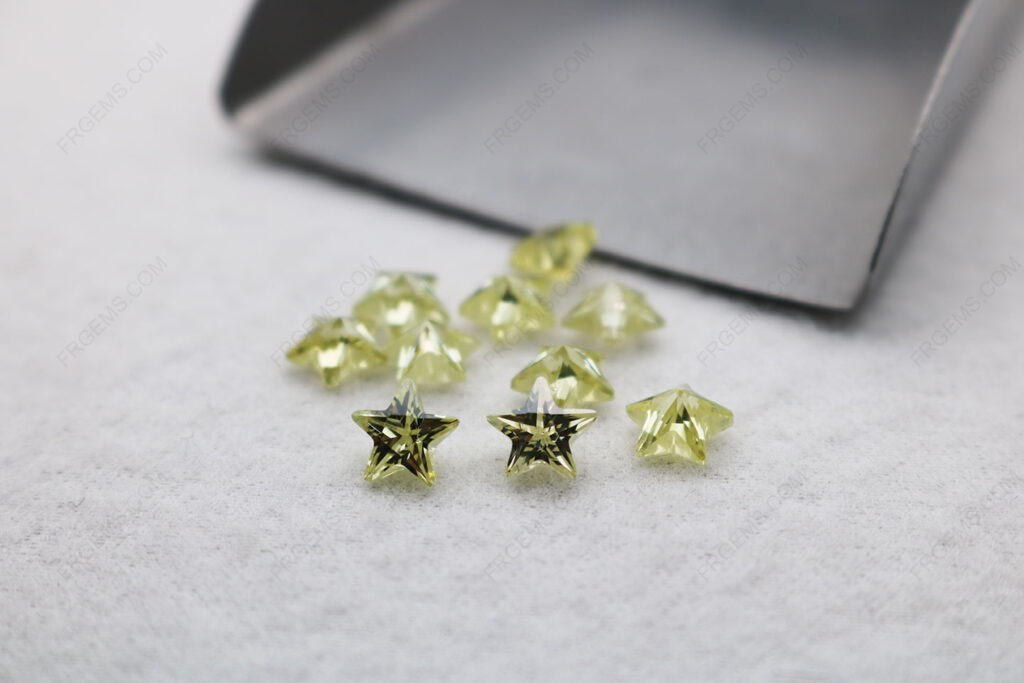 Cubic-Zirconia-Olive-Yellow-Star-Cut-6x6mm-gemstones-CZ25-IMG_5456