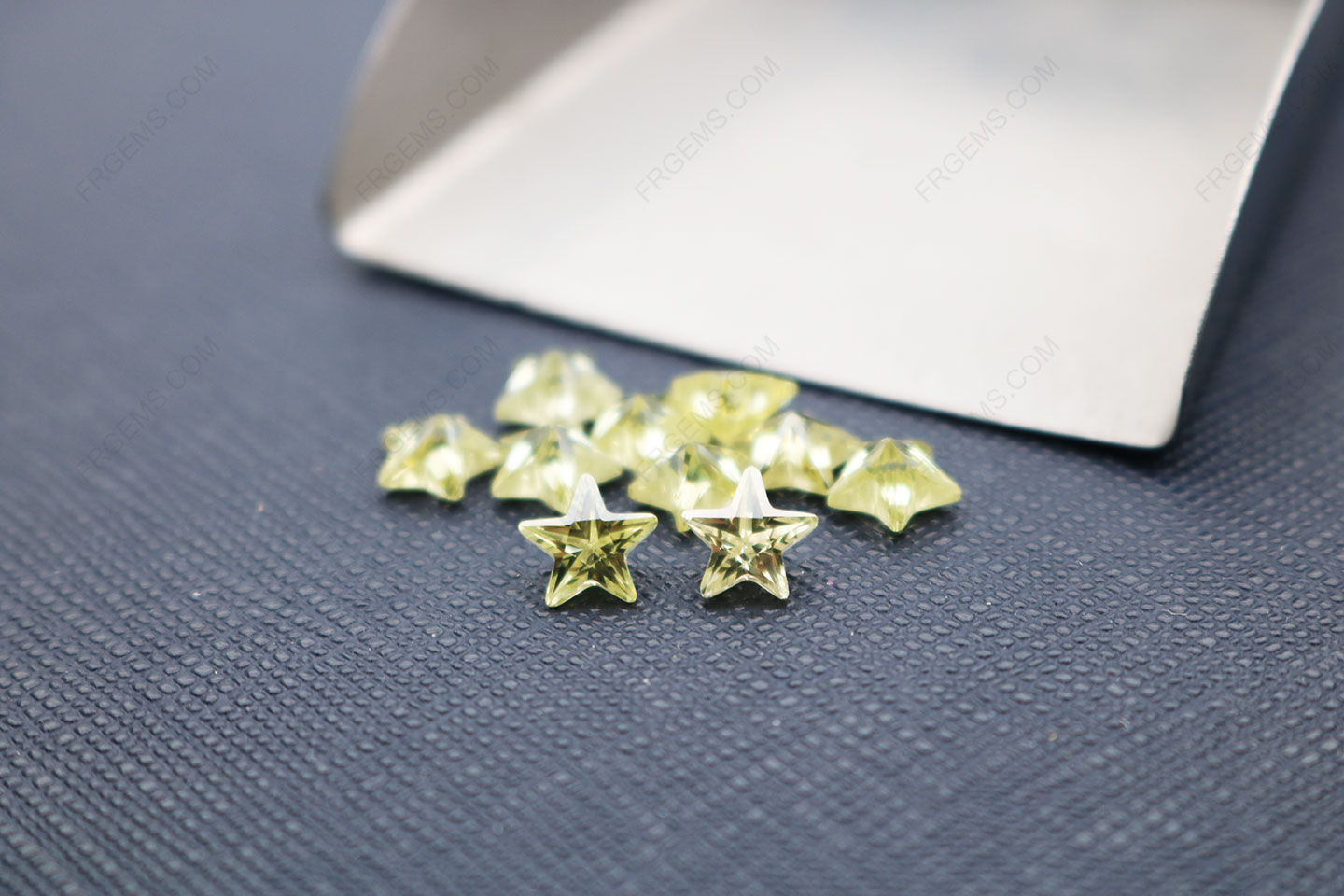 Cubic Zirconia Olive Yellow Five point Star Cut 6x6mm gemstones CZ25 IMG_5456